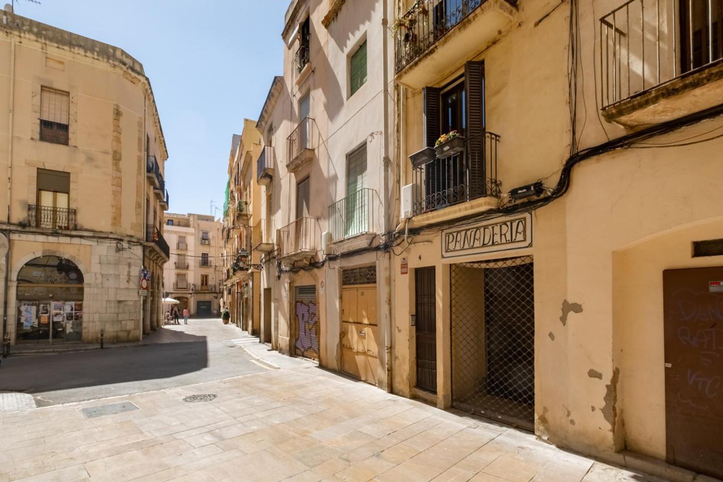 Apartamento En El Corazon De Tarragona. Planta Baja Con Patio. 外观 照片
